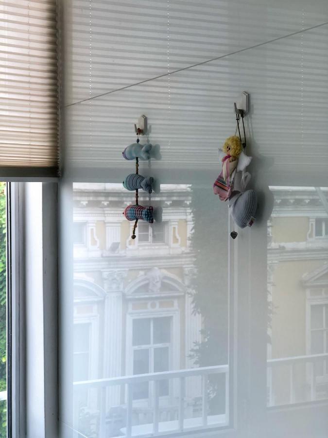 Luxury Sea View Bulldog Place Apartament